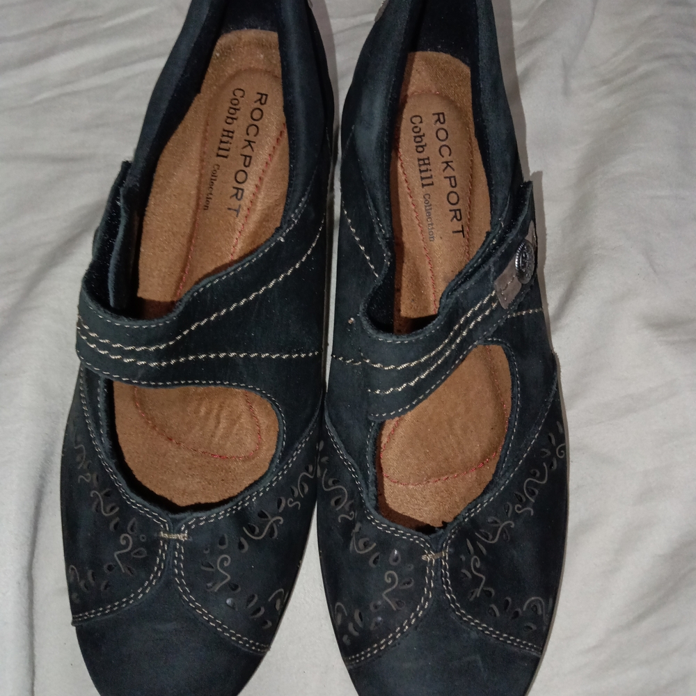 Rockport Women's Black Flats with Embroidered Detail